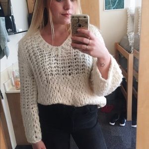 ANTHROPOLOGIE CHUNKY KNIT SWEATER 💫